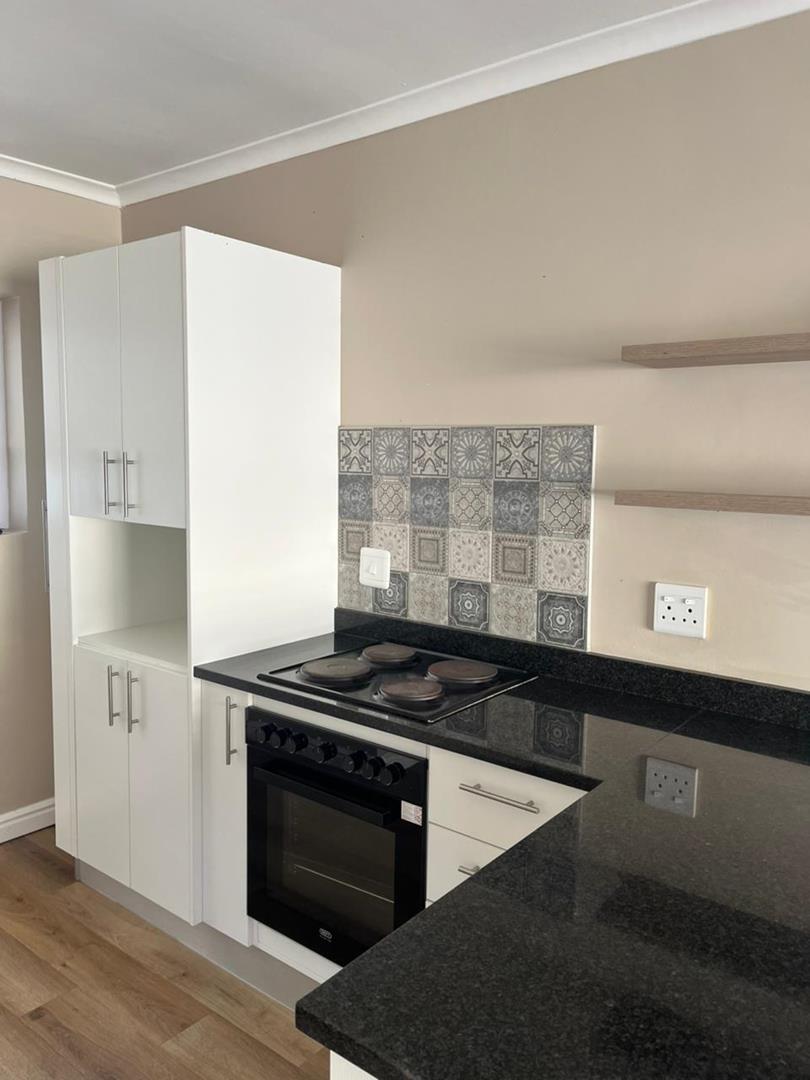To Let 2 Bedroom Property for Rent in Newton Park Eastern Cape